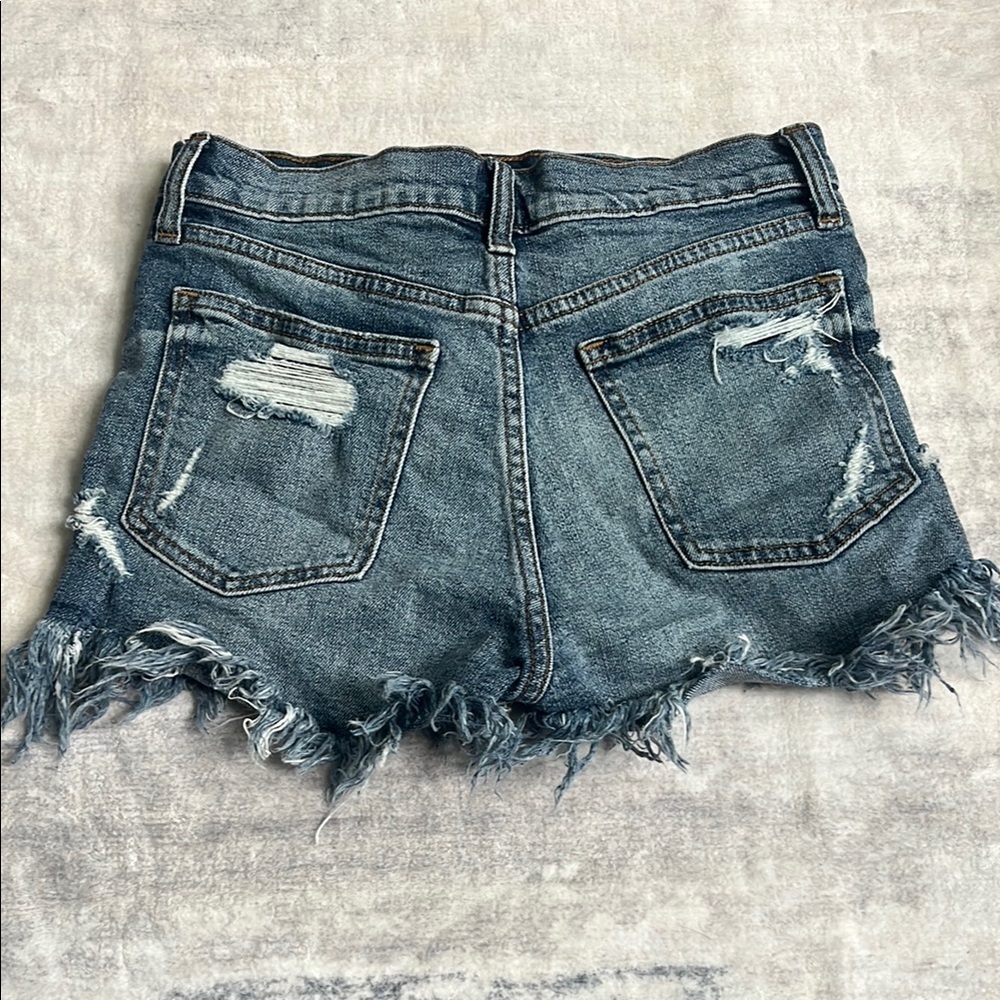 GAP Distressed Blue Jean Shorts with Frayed Hem - Picture 5 of 7